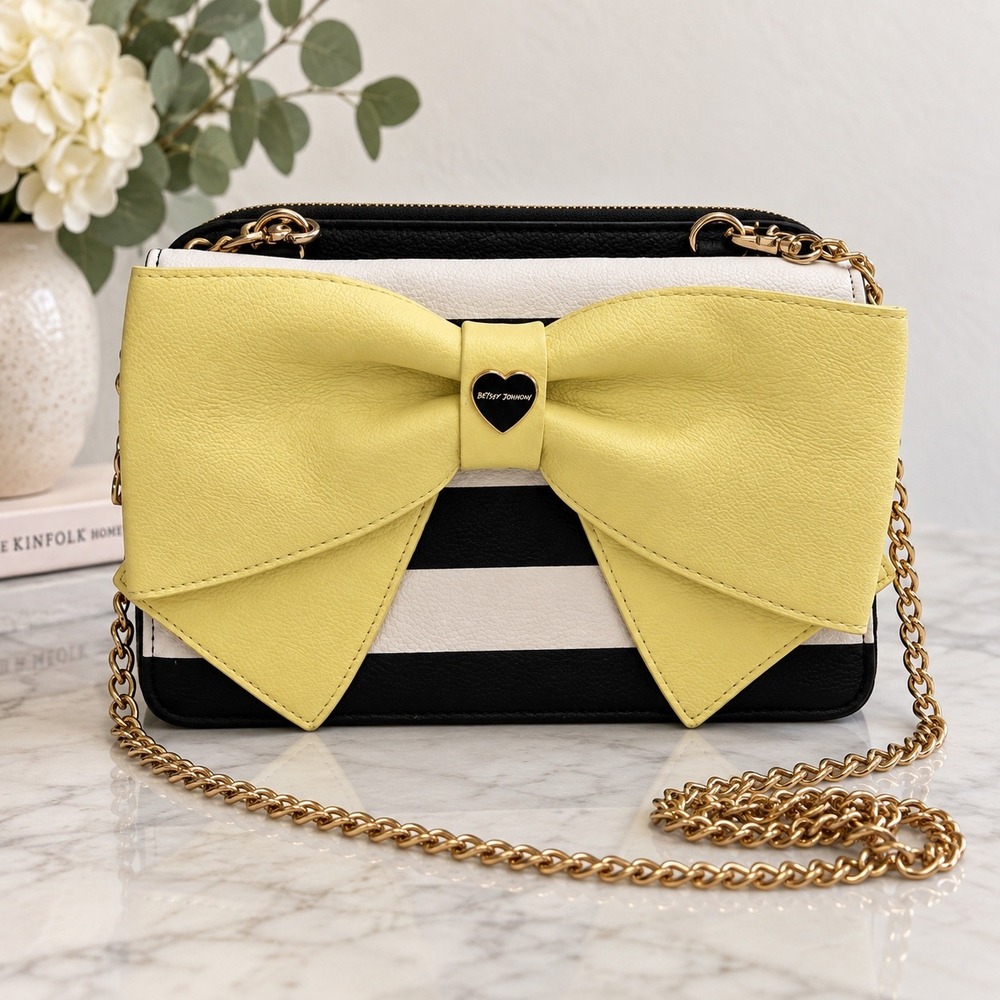 Betsey Johnson Striped Crossbody Bag Yellow Bow Heart Mirror Gold Chain Strap